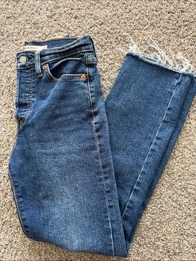Levi’s Wedgie Straight Jeans